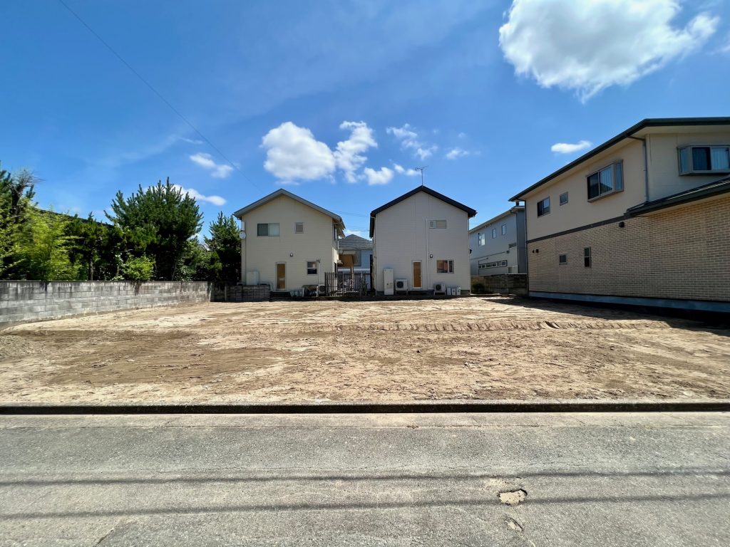 サムネイル:注文住宅用地「秋田市泉南3丁目」 モデルハウス建築中