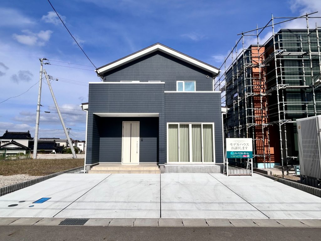 サムネイル:『秋田市新屋割山町№4』モデルハウス