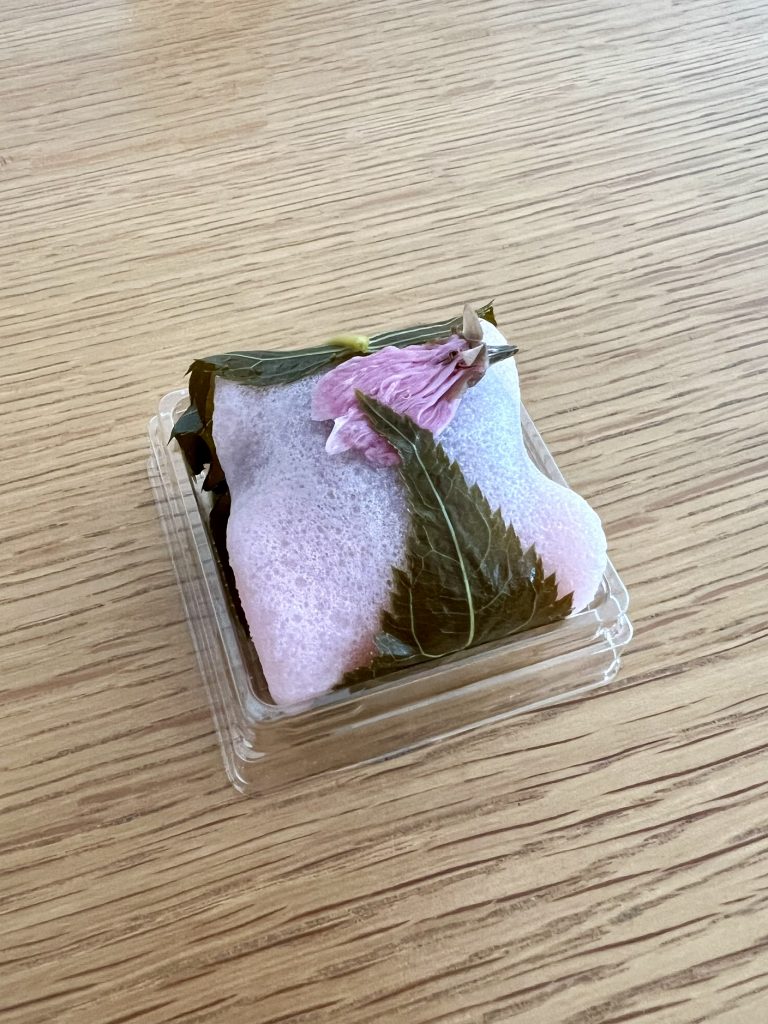 サムネイル:次はどの和菓子にしようかな？