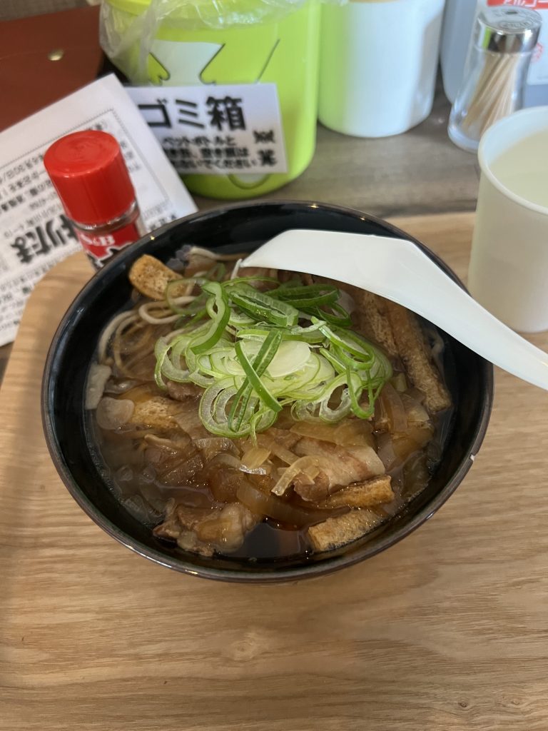 サムネイル:知人の紹介で